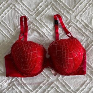 Victoria’s Secret Sexy Tee Lightly Lined Smooth Red Demi Bra 38D NWT